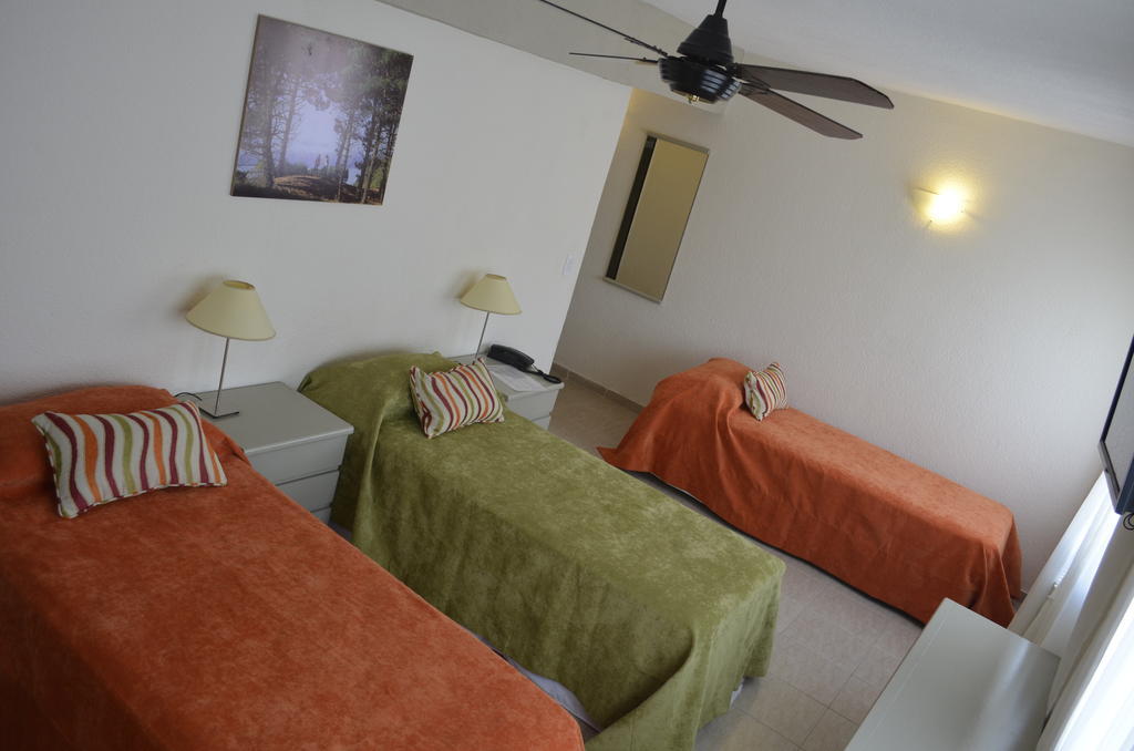 Hotel Victoria Pinamar Pokoj fotografie